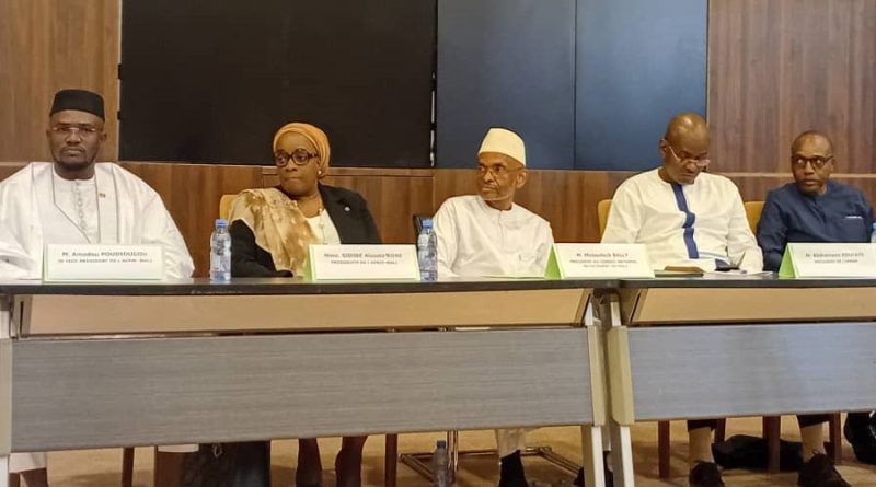 Mali : Cérémonie de Signature de l’Accord-Cadre de Coopération pour le Financement du Contenu Local
