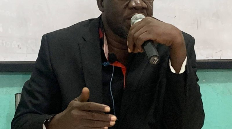 Mali : L’auteur Moussa Ben Deka DIABATE lance son livre intitulé « Le Mali victime de ses ressources »